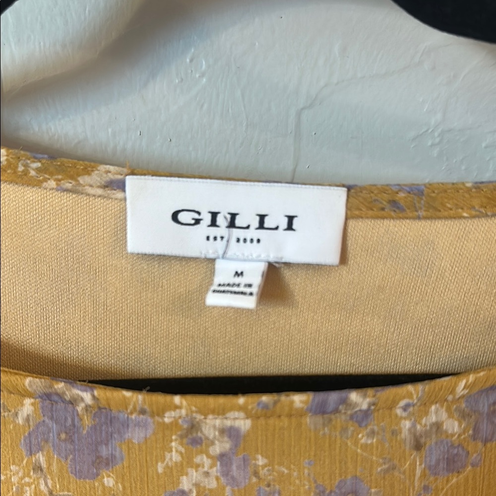 Gilli Yellow Flutter Sleeve Ruffled Blouse - Picture 2 of 5